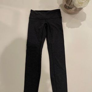 Lululemon Wunder Under Crop Leggings size 4